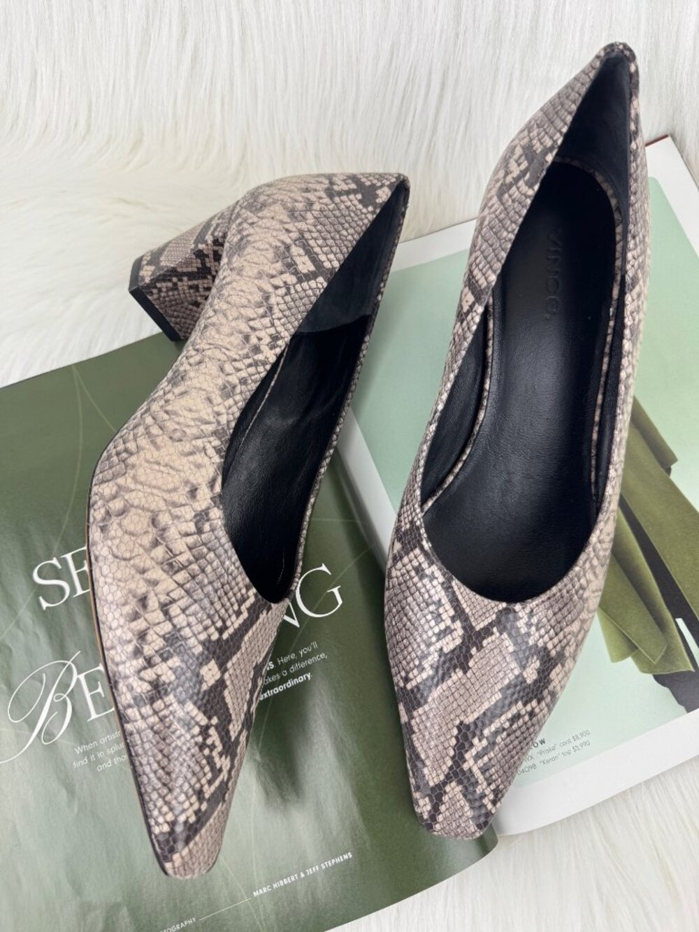 Women's VINCE Ania Almond Toe Pumps Taupe Python Leather Block Heels Italy 9.5M